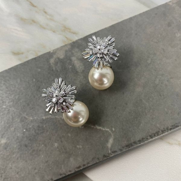 accessories, earrings