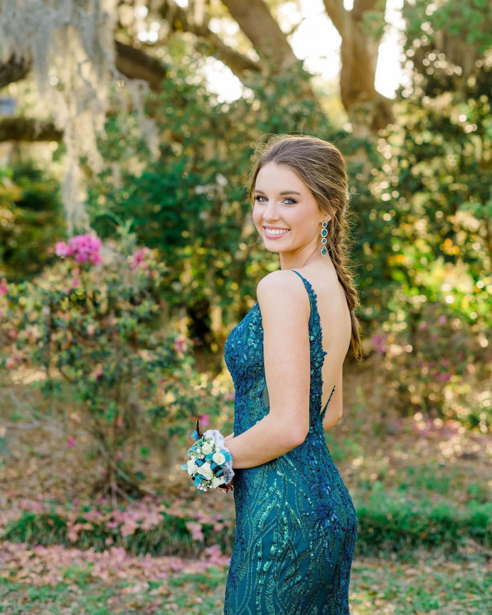 where to buy prom dresses